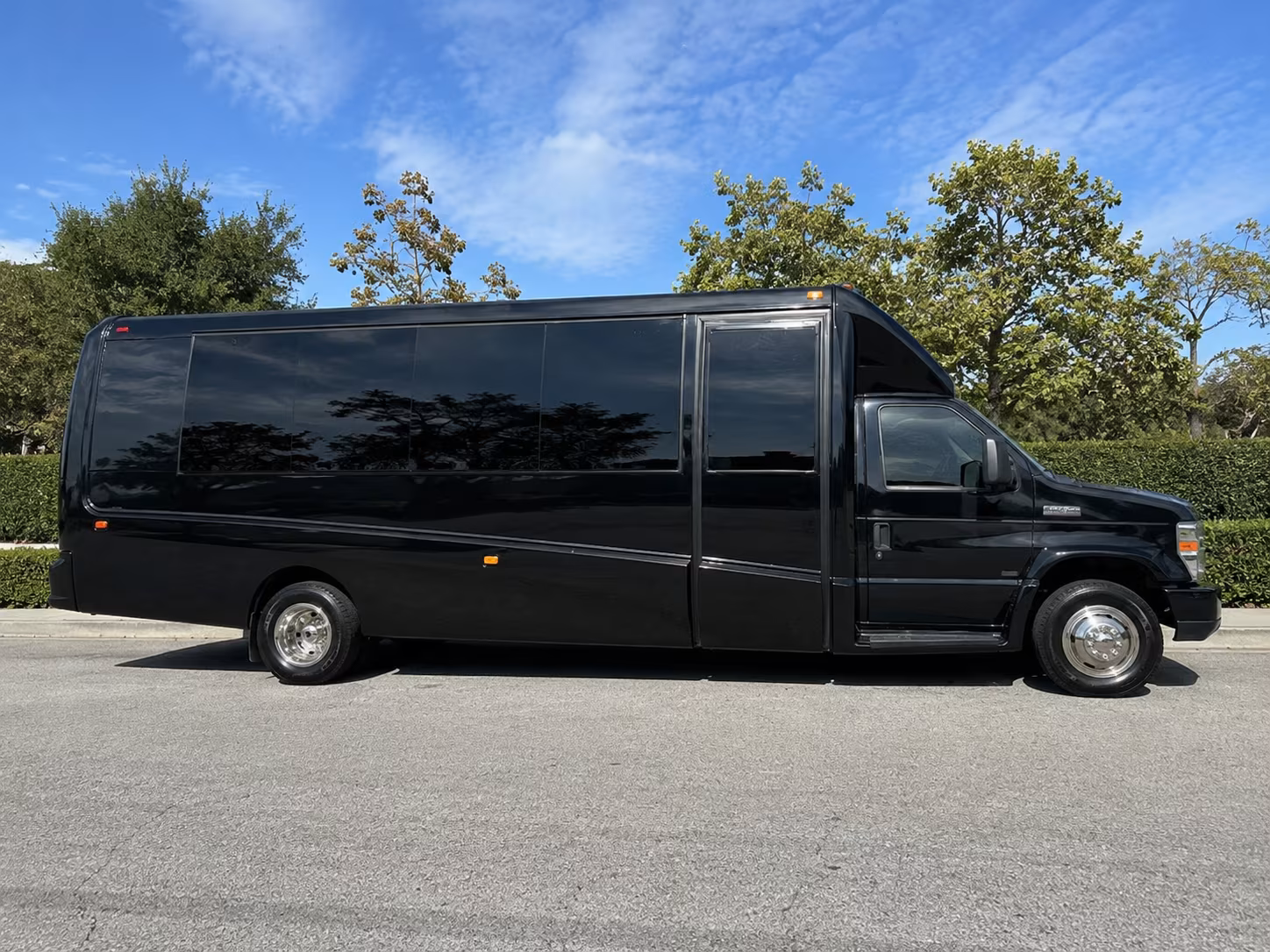 bus rentals for faith based events and large church gatherings near middletown
