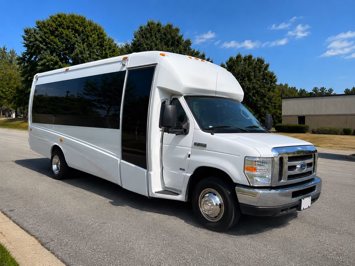 bus rentals for nyc concert runs and tristate area arena events