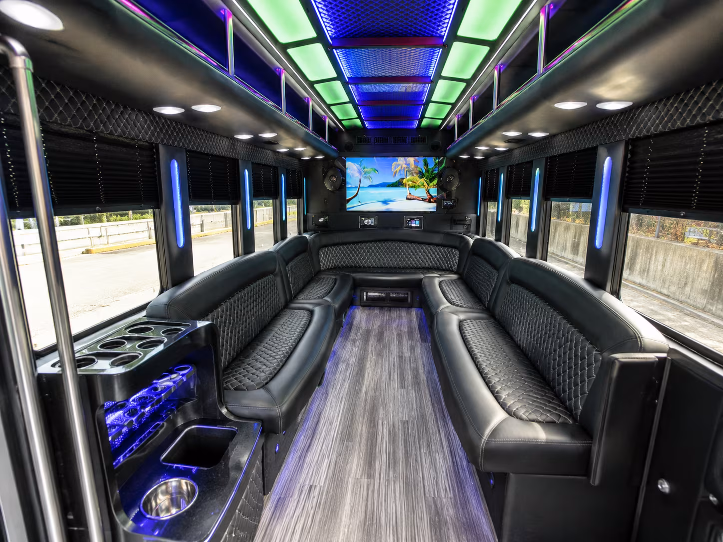 middletown 18 passenger party bus inside
