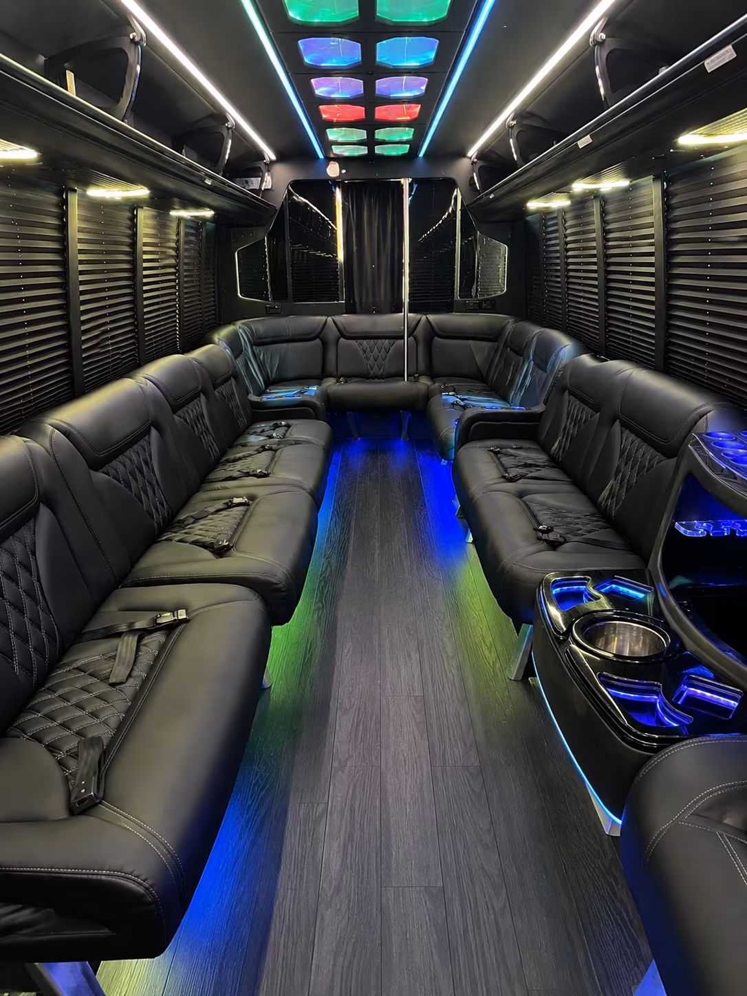 middletown 20 passenger party bus interior