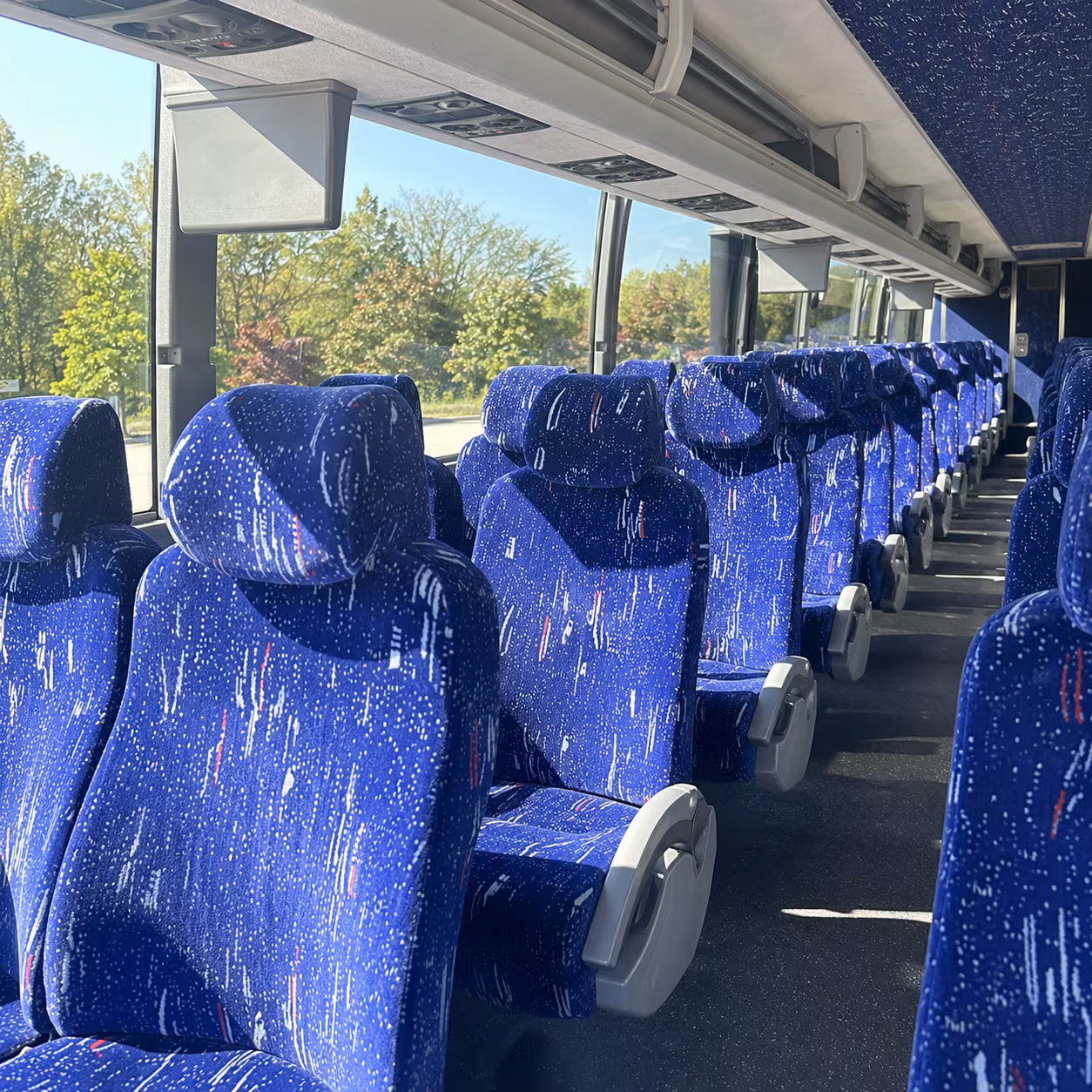 middletown bus rental service area