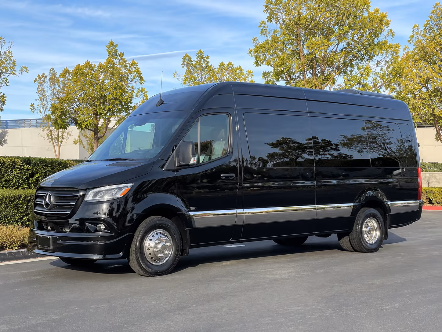 middletown long distance transportation onboard seating