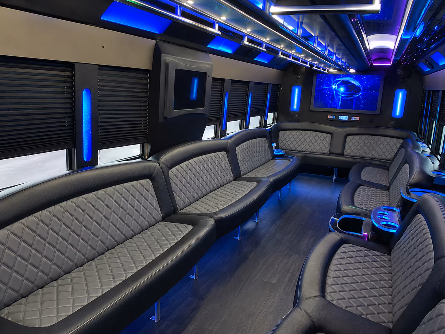 pnc bank arts center holmdel party bus rental